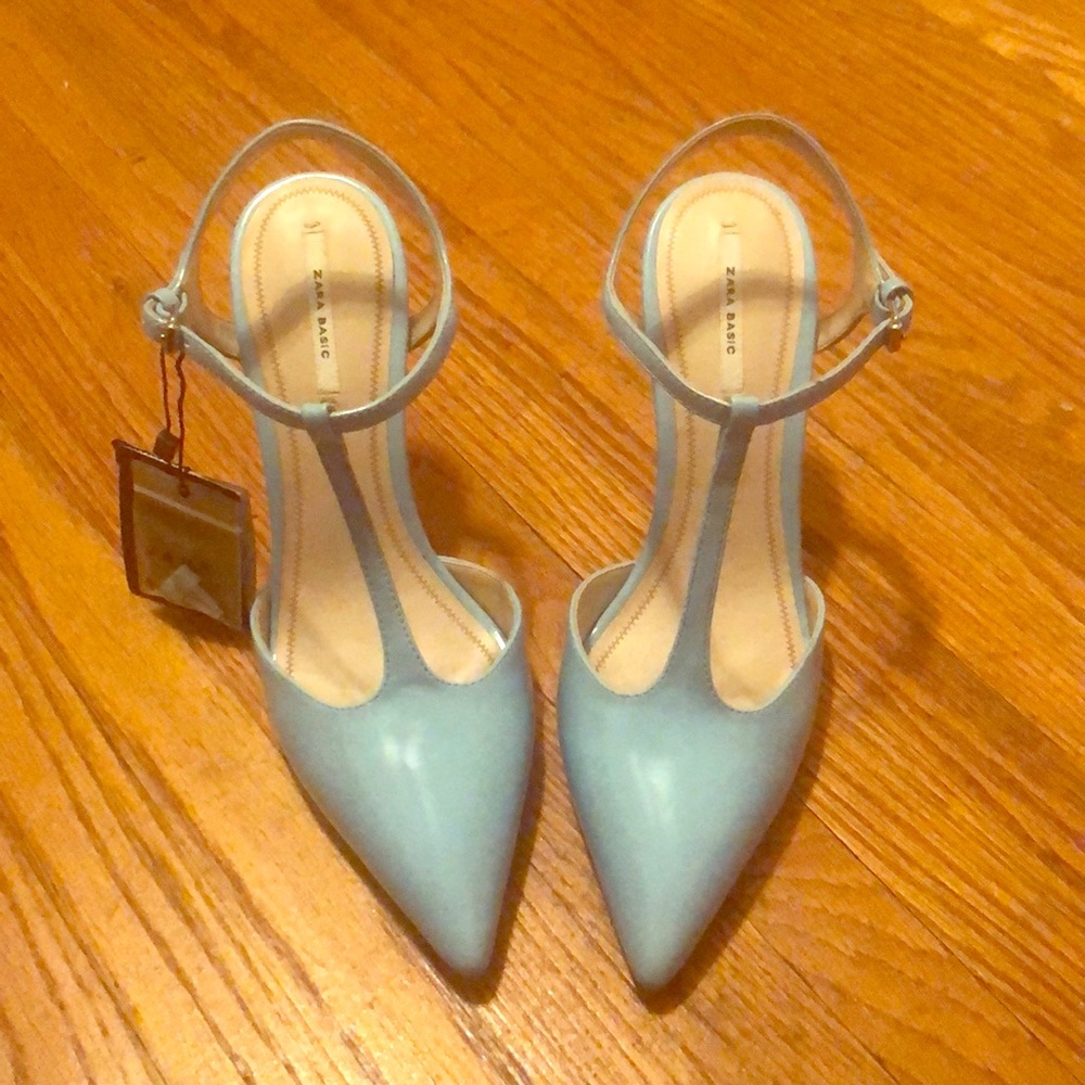 NWT ZARA Blue Heels